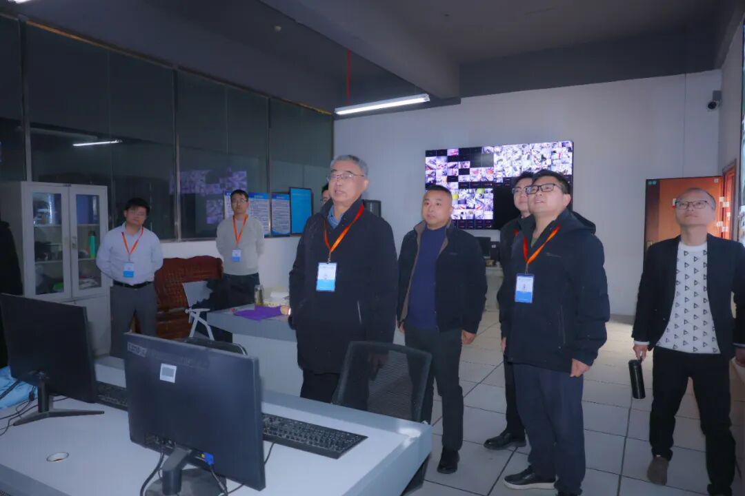 ѧУ˳�����2025���°���ȫ����ѧӢ�����������Թ���