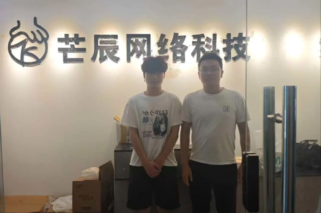 d51876d1d11acc982dd25c2b06df8705.jpg